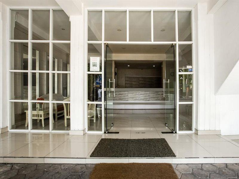 Gania Hotel Bandung Esterno foto